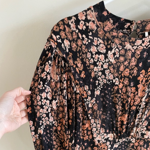 Free People Heartbeats Floral Print Soft Jersey Mini Dress - Size Medium - Picture 13 of 16